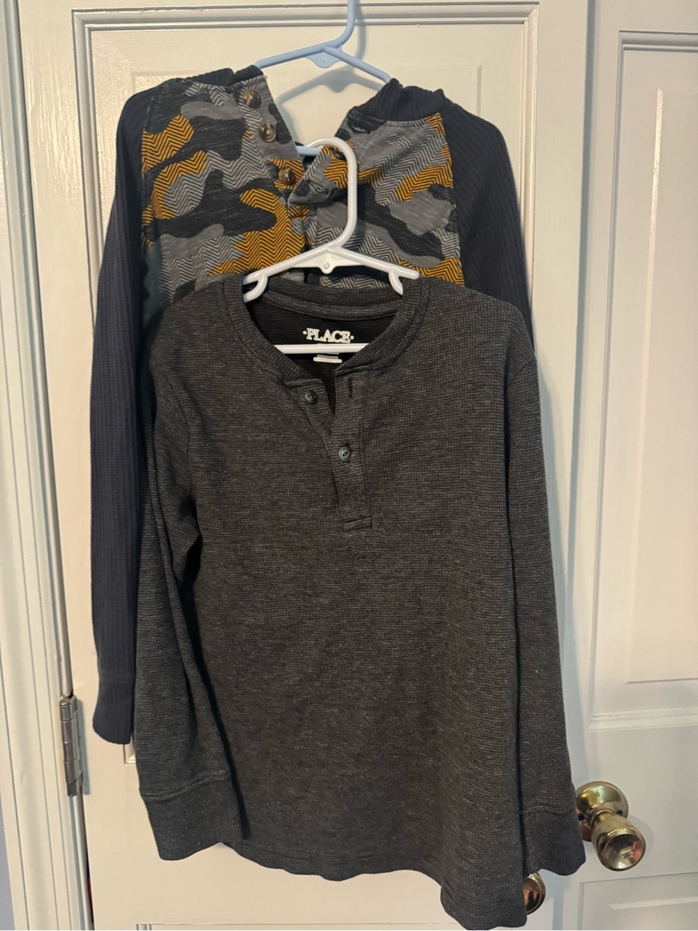 Bundle! Long Sleeve Henley Bundle Lands End Camo + Children’s place grey thermal
